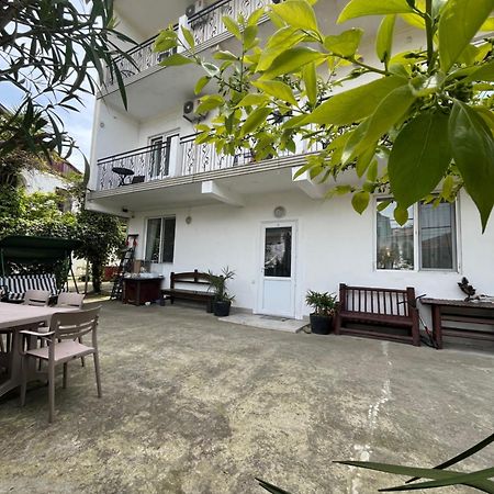 Guest House Junona มาคินจอรี ภายนอก รูปภาพ