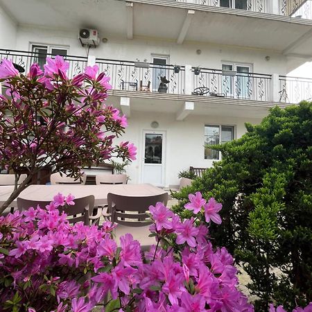 Guest House Junona มาคินจอรี ภายนอก รูปภาพ