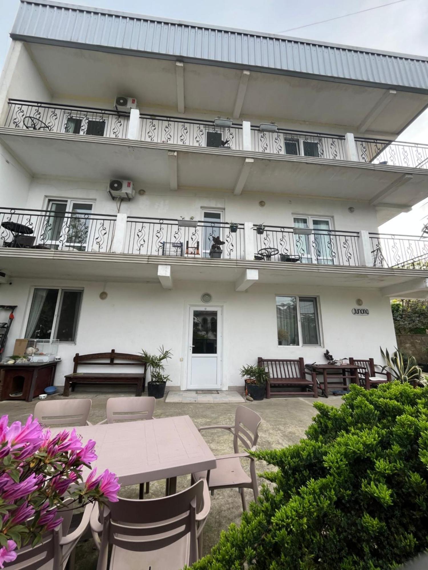 Guest House Junona มาคินจอรี ภายนอก รูปภาพ